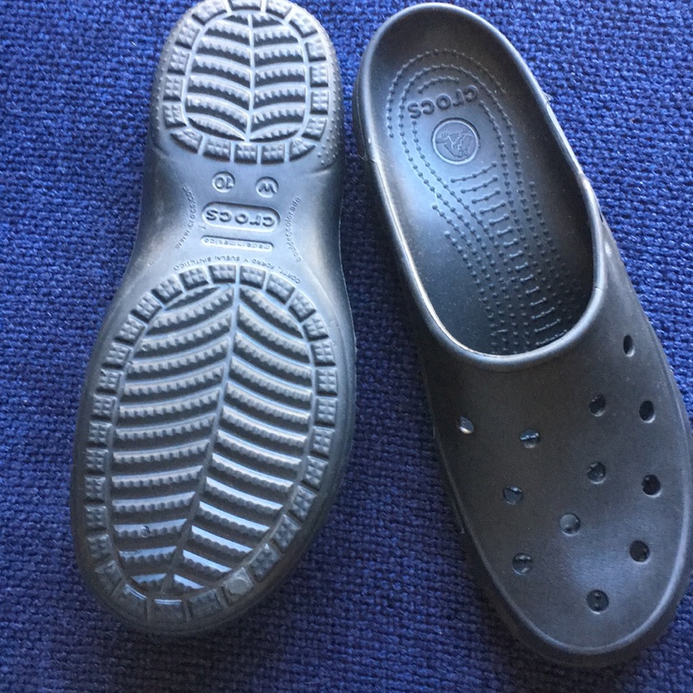 Black Crocs - Picture 2 of 2